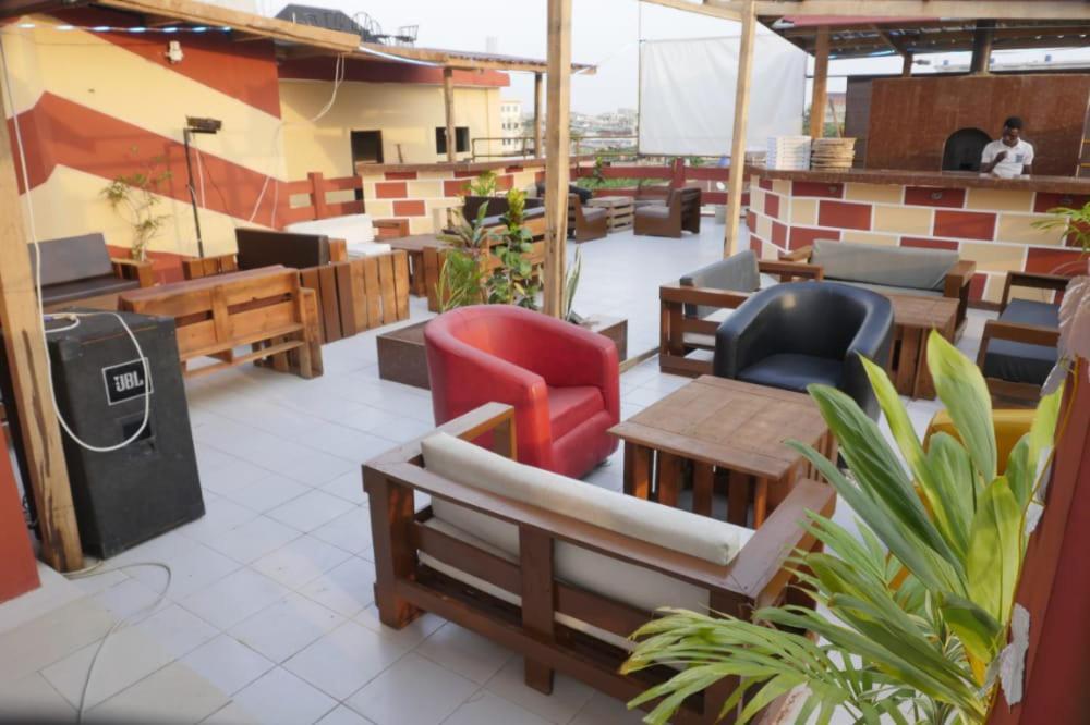 Senateur Hotel Agontinkon Cotonou Buitenkant foto