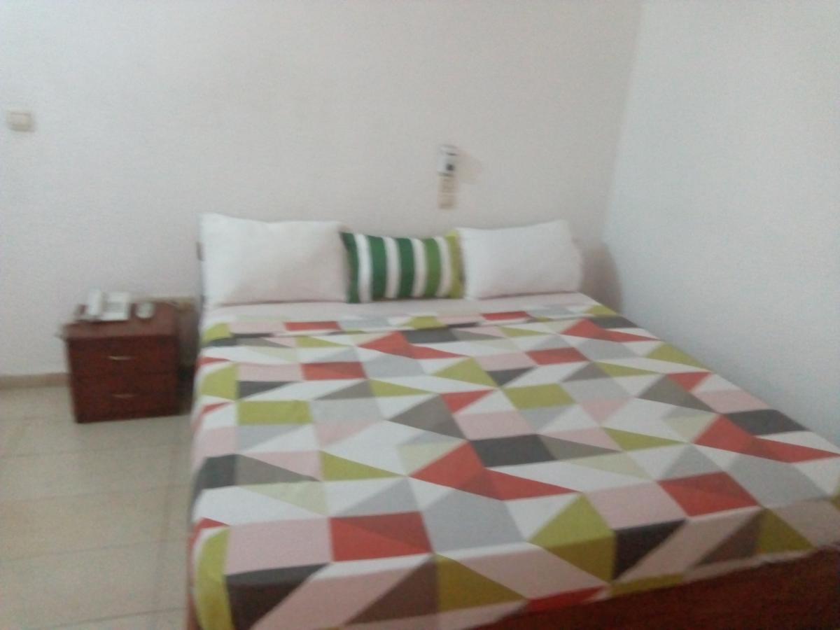 Senateur Hotel Agontinkon Cotonou Buitenkant foto