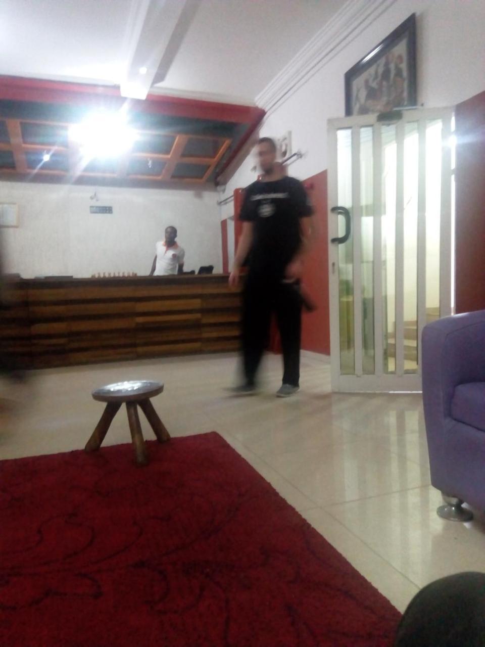 Senateur Hotel Agontinkon Cotonou Buitenkant foto
