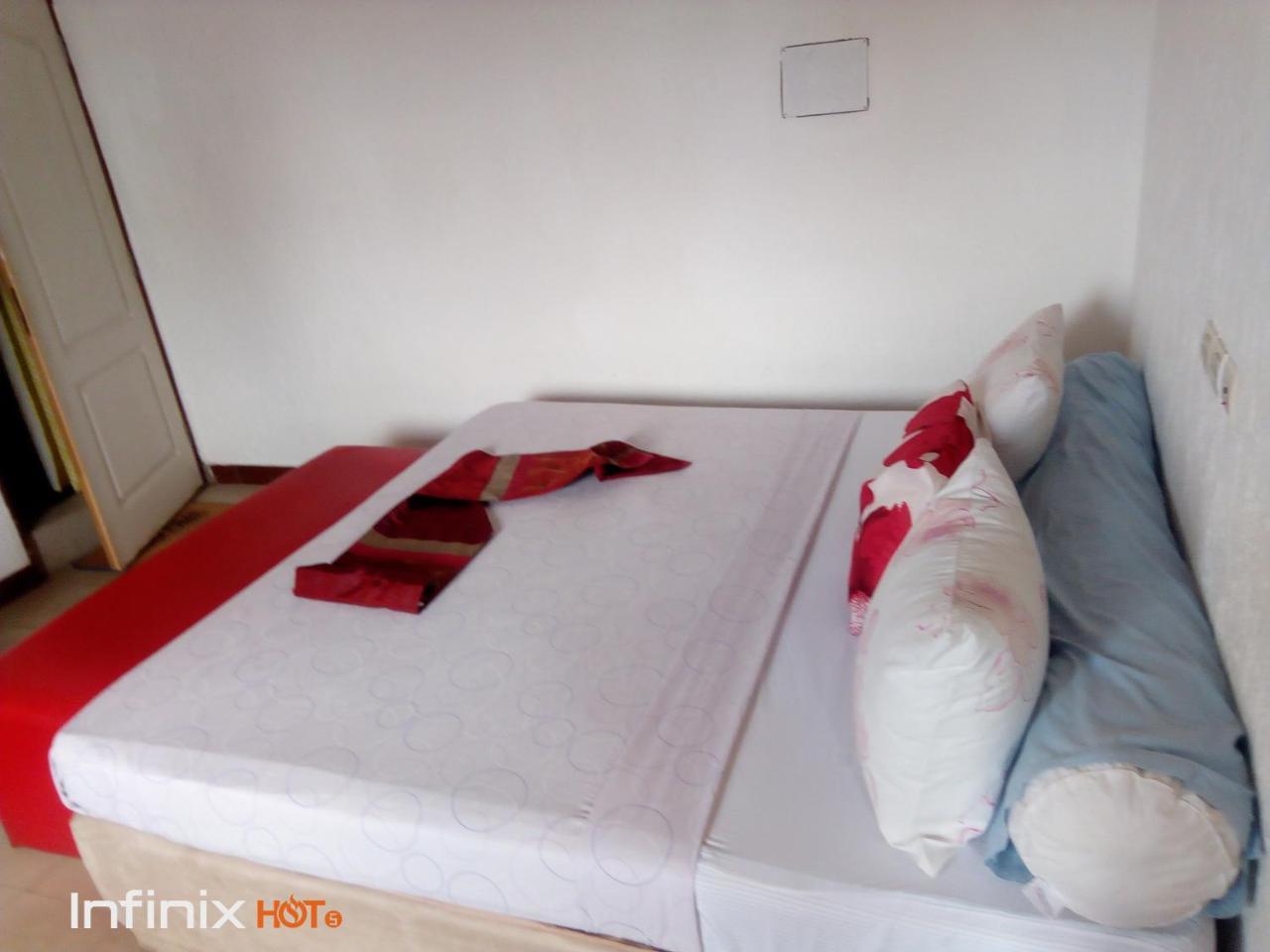 Senateur Hotel Agontinkon Cotonou Buitenkant foto