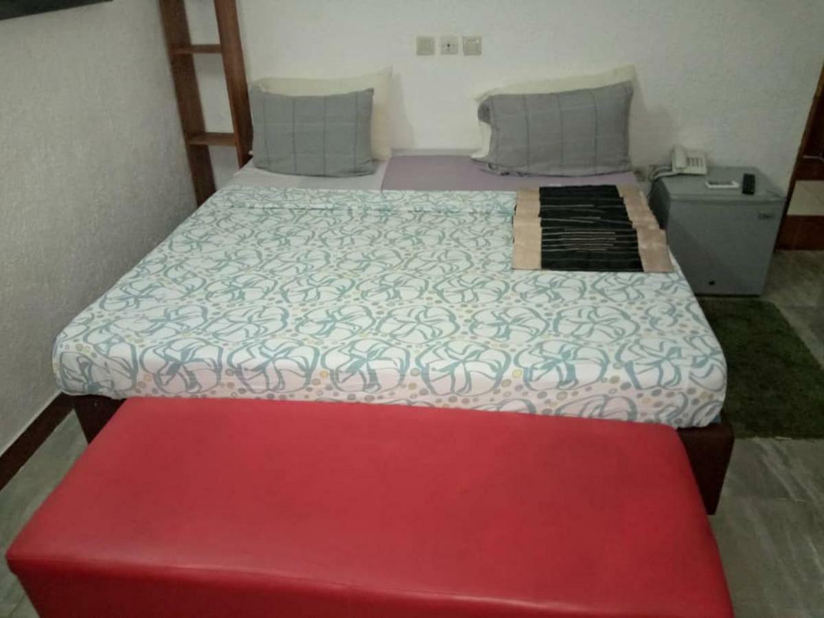 Senateur Hotel Agontinkon Cotonou Buitenkant foto