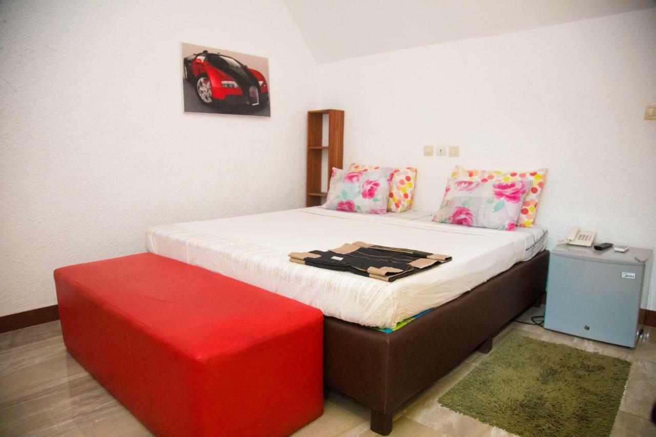Senateur Hotel Agontinkon Cotonou Buitenkant foto