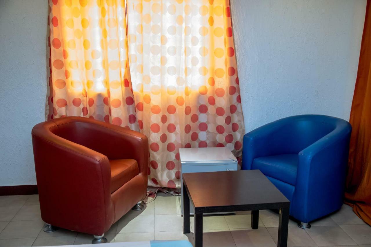 Senateur Hotel Agontinkon Cotonou Buitenkant foto